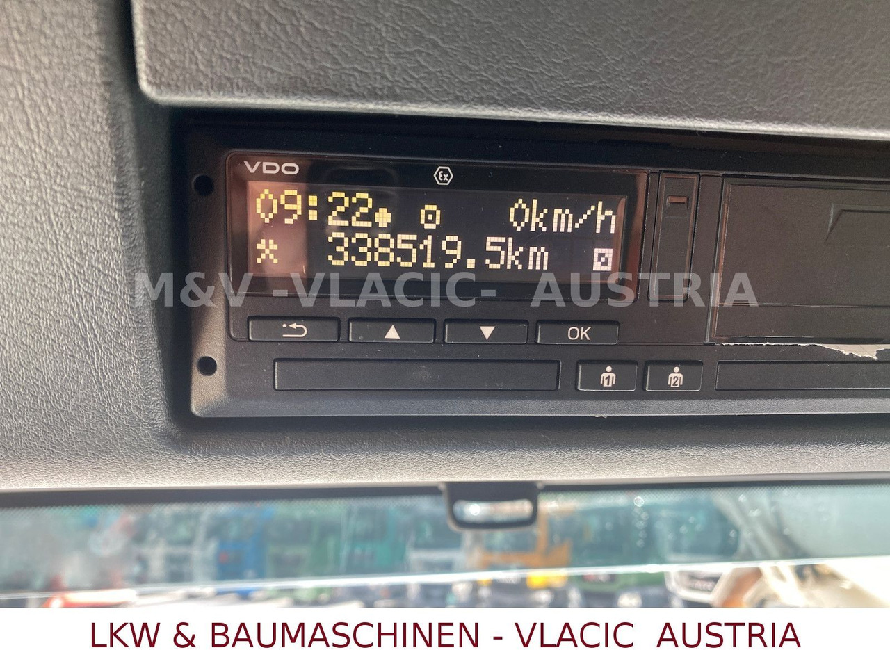 MAN 18.320 Kühlkoffer mit Fleischgehänge - Külmutiga veoauto: pilt 3 MAN 18.320 Kühlkoffer mit Fleischgehänge - Külmutiga veoauto: pilt 3