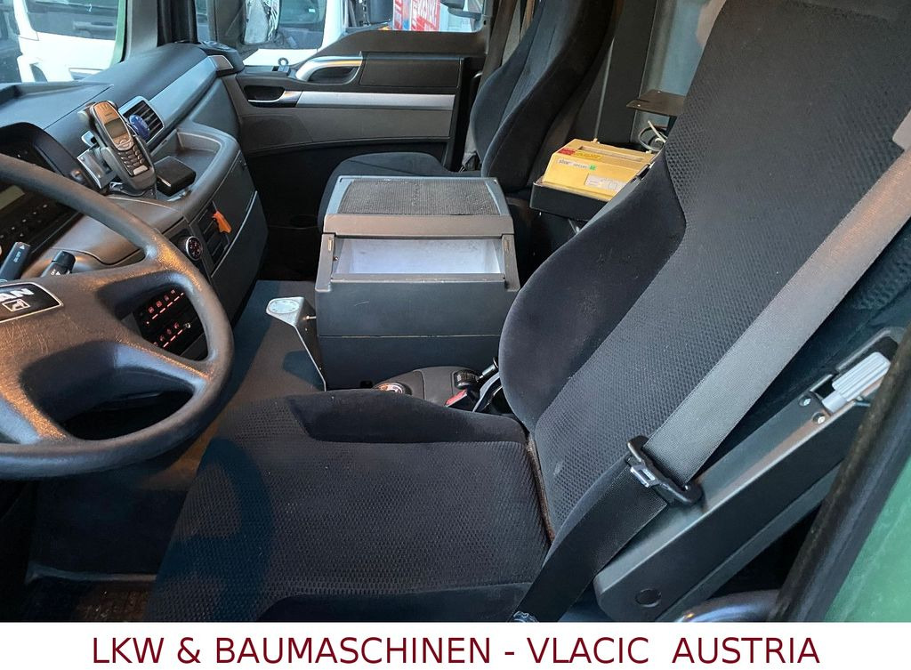 MAN TGS 26.400 Gastankwagen mit Pumpe und Wage22000L MAN TGS 26.400 Gastankwagen mit Pumpe und Wage22000L - Tsisternauto: pilt 5 MAN TGS 26.400 Gastankwagen mit Pumpe und Wage22000L MAN TGS 26.400 Gastankwagen mit Pumpe und Wage22000L - Tsisternauto: pilt 5