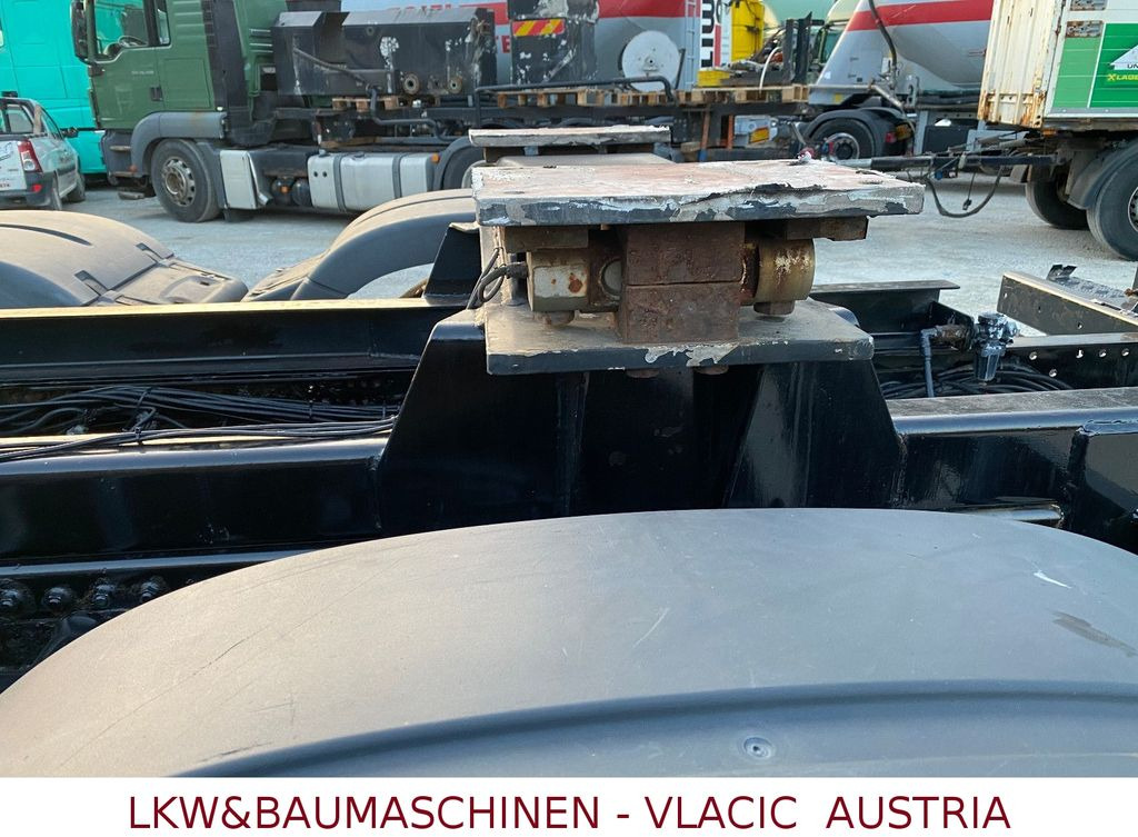 Kabiinišassiiga veoauto MAN TGS 26.440 6x2 mit Lift und Lenkachse: pilt 12