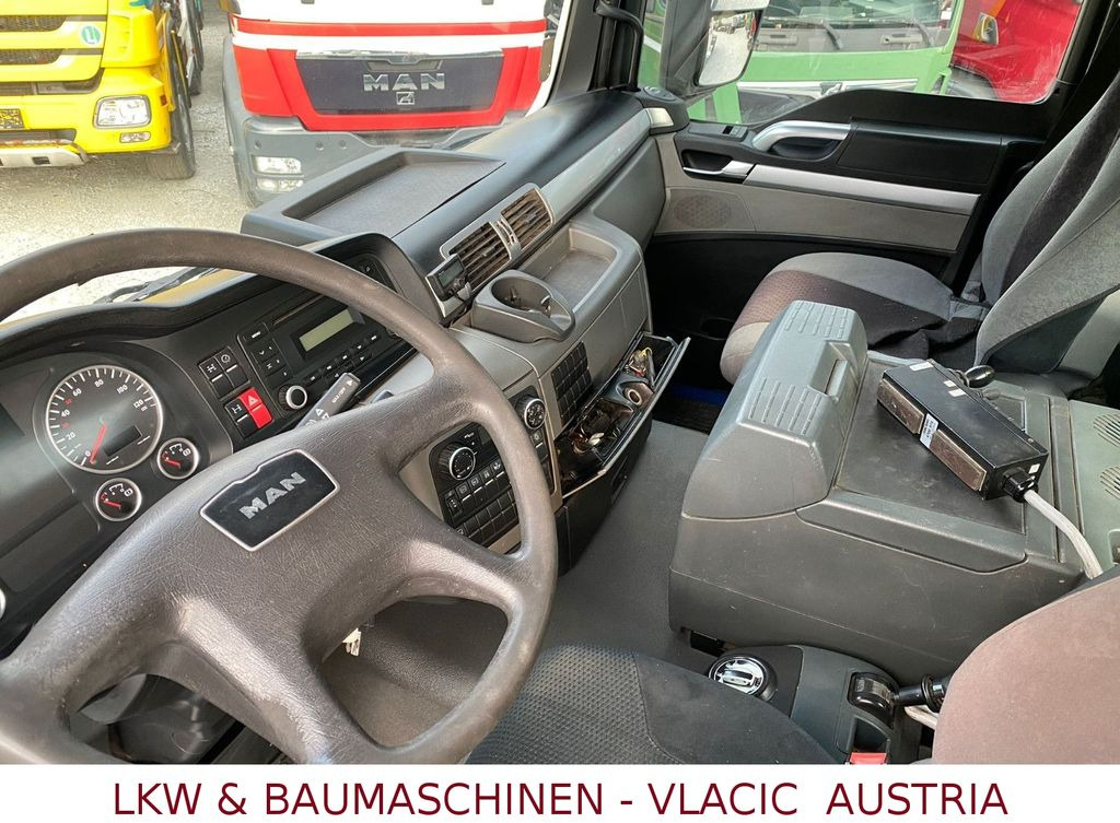 MAN TGS 33.440 (6x4) EEV Abrollkipper MAN TGS 33.440 (6x4) EEV Abrollkipper - Konkstõstukiga veoauto: pilt 5 MAN TGS 33.440 (6x4) EEV Abrollkipper MAN TGS 33.440 (6x4) EEV Abrollkipper - Konkstõstukiga veoauto: pilt 5