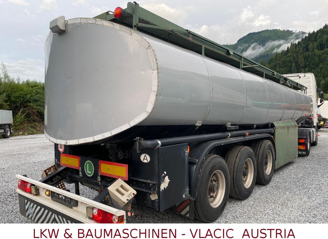 Schwarzmüller Tank für Öl transport - Tsistern poolhaagis: pilt 3 Schwarzmüller Tank für Öl transport - Tsistern poolhaagis: pilt 3