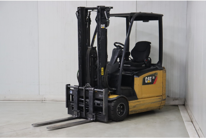 Caterpillar EP20ANT - Elektritõstuk: pilt 2 Caterpillar EP20ANT - Elektritõstuk: pilt 2