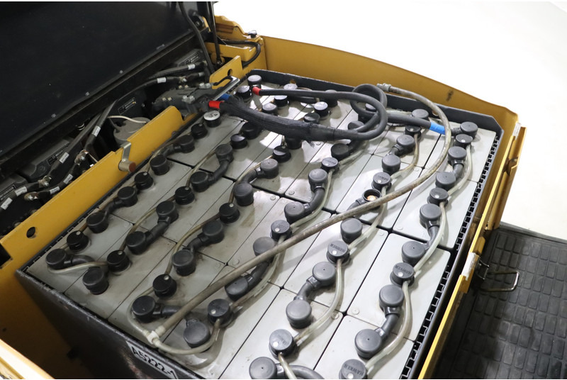 Caterpillar EP20PNT - Elektritõstuk: pilt 2 Caterpillar EP20PNT - Elektritõstuk: pilt 2