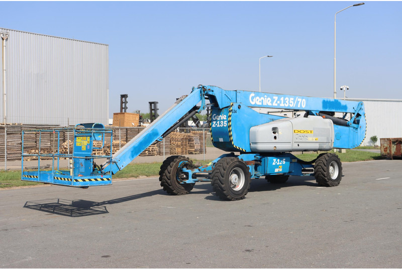 Genie Z135 - Liigendpoom: pilt 3 Genie Z135 - Liigendpoom: pilt 3