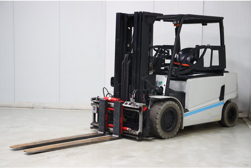 Hyundai 45B-7 - Elektritõstuk: pilt 4 Hyundai 45B-7 - Elektritõstuk: pilt 4