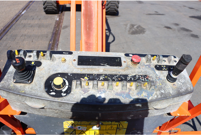 JLG 800AJ - Liigendpoom: pilt 2 JLG 800AJ - Liigendpoom: pilt 2