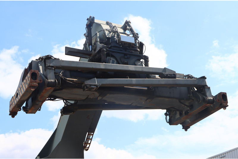 KONECRANES 4527CB5 - Konteinerite käitleja: pilt 4 KONECRANES 4527CB5 - Konteinerite käitleja: pilt 4