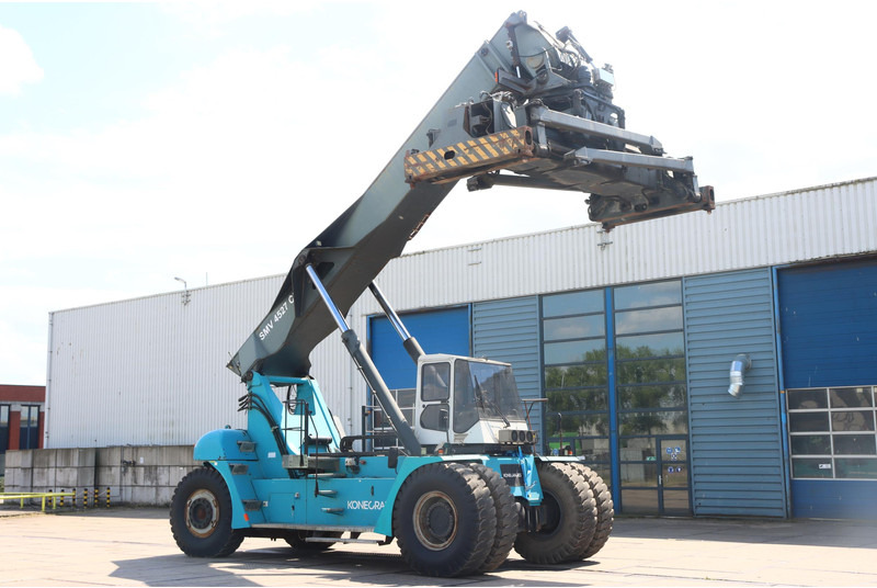 KONECRANES 4527CB5 - Konteinerite käitleja: pilt 1 KONECRANES 4527CB5 - Konteinerite käitleja: pilt 1
