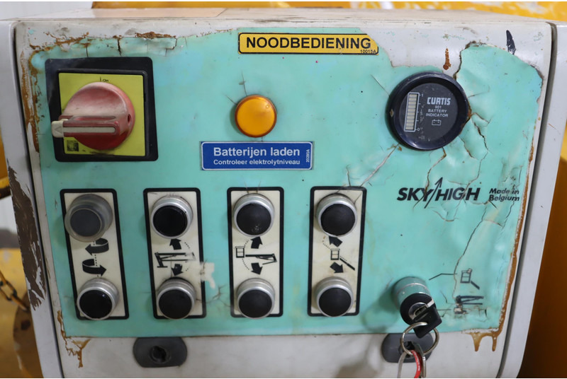 SkyHigh ST120 - Liigendpoom: pilt 4 SkyHigh ST120 - Liigendpoom: pilt 4