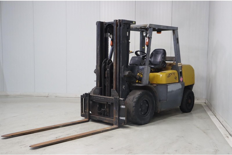 TCM FD40T2 - Diiseltõstuk: pilt 3 TCM FD40T2 - Diiseltõstuk: pilt 3