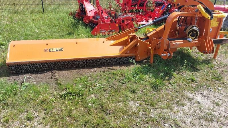 Berti TRINCIARGINI WING 250 - Hooldusniiduk/ Multšer: pilt 3 Berti TRINCIARGINI WING 250 - Hooldusniiduk/ Multšer: pilt 3