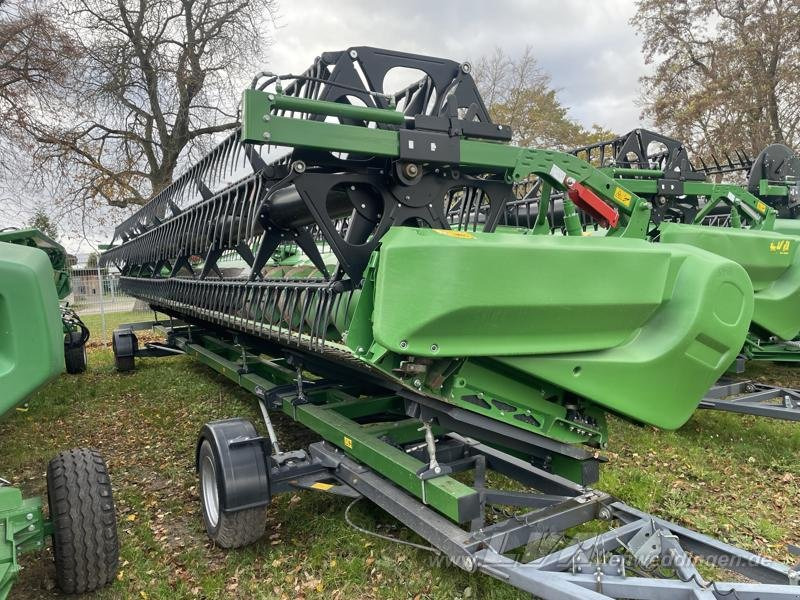 John Deere 735X - Kombaini päis: pilt 1 John Deere 735X - Kombaini päis: pilt 1