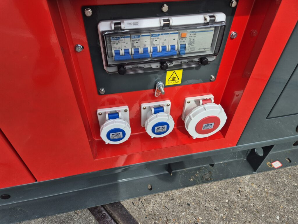 ASHITA AG3-80 diesel generator - Generaatorikomplekt: pilt 4 ASHITA AG3-80 diesel generator - Generaatorikomplekt: pilt 4
