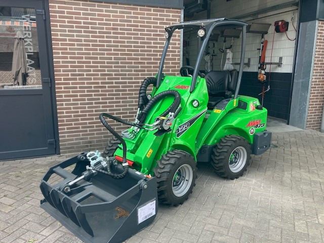 AVANT 423 TDL miniloader - Minilaadur: pilt 2 AVANT 423 TDL miniloader - Minilaadur: pilt 2