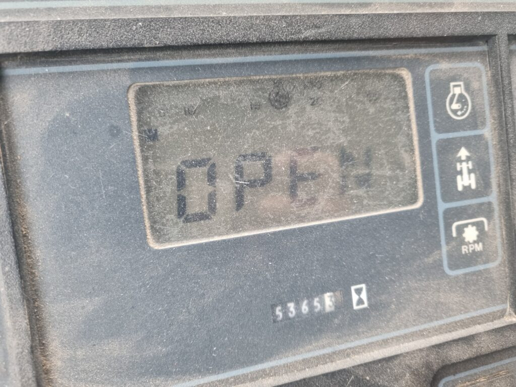 Traktor FORD 8210: pilt 12