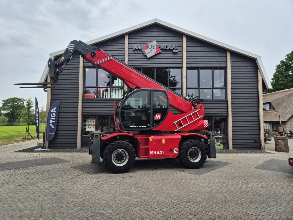 MAGNI RTH 5.21 D/D - Teleskooplaadur: pilt 1 MAGNI RTH 5.21 D/D - Teleskooplaadur: pilt 1