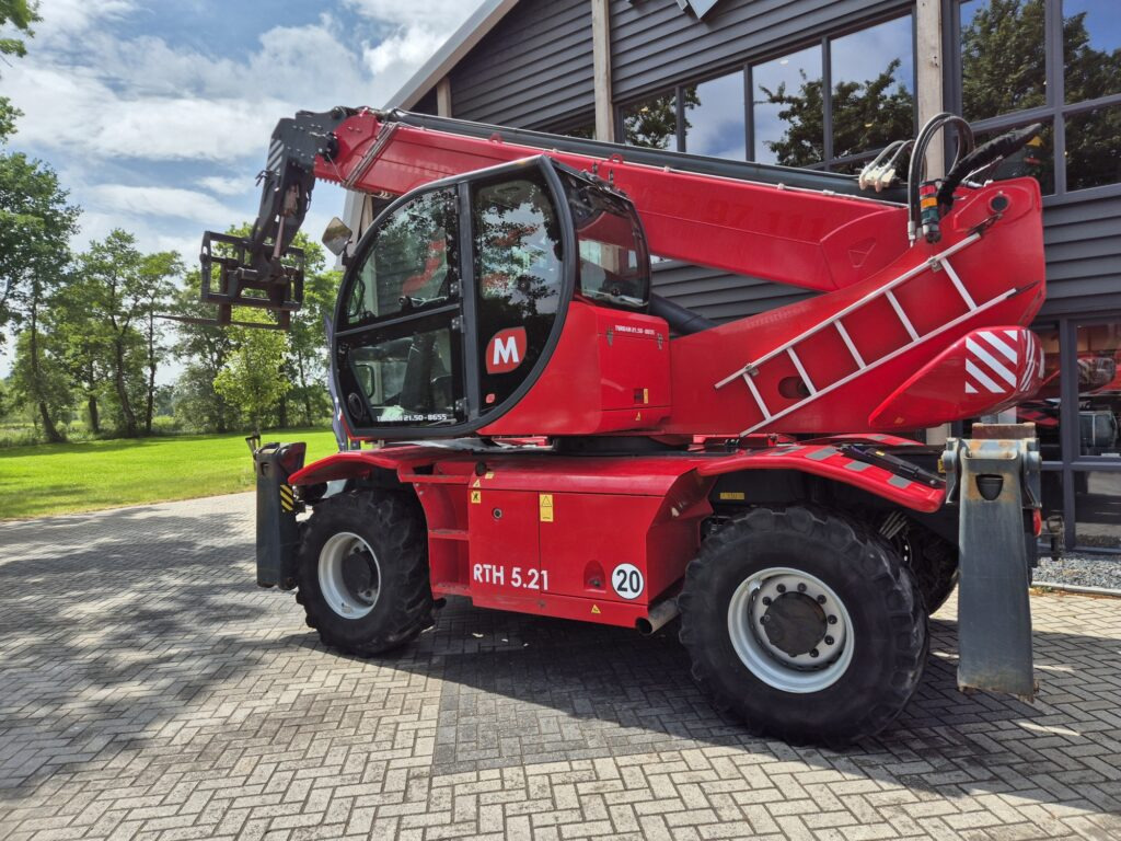 MAGNI RTH 5.21 D/D - Teleskooplaadur: pilt 3 MAGNI RTH 5.21 D/D - Teleskooplaadur: pilt 3