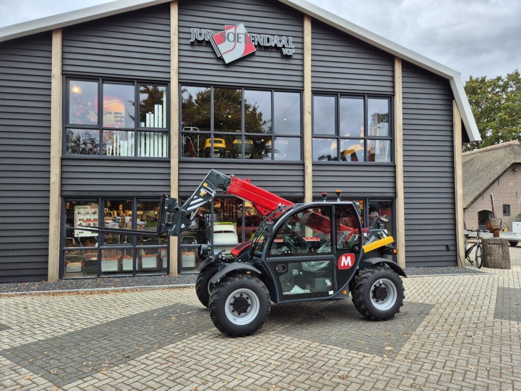 MAGNI TH 3.6 - Teleskooplaadur: pilt 1 MAGNI TH 3.6 - Teleskooplaadur: pilt 1