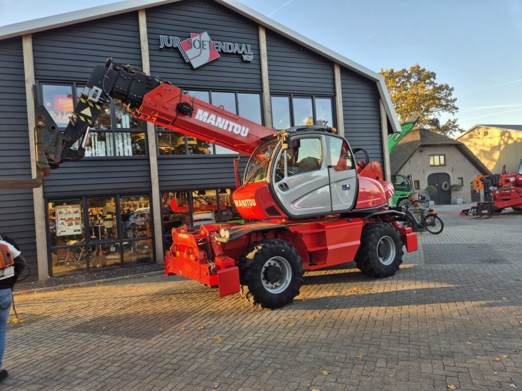 MANITOU MRT 2150+ privilege - Teleskooplaadur: pilt 2 MANITOU MRT 2150+ privilege - Teleskooplaadur: pilt 2