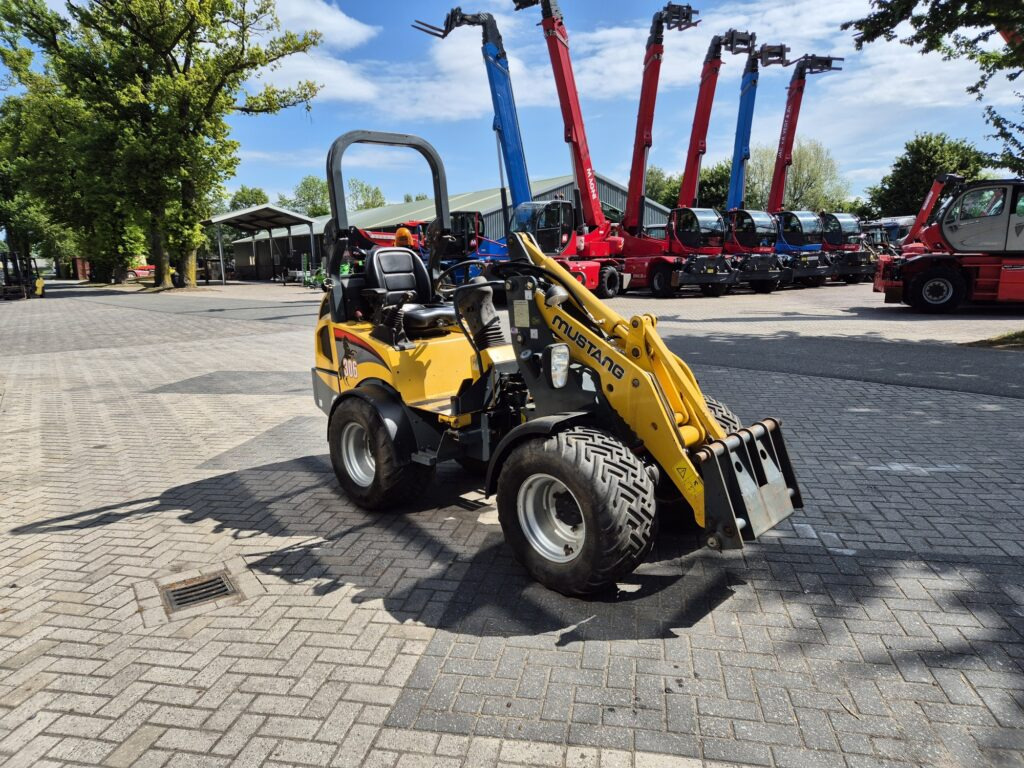 MUSTANG AL 306 miniloader - Minilaadur: pilt 5 MUSTANG AL 306 miniloader - Minilaadur: pilt 5