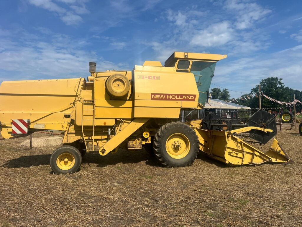 NEW HOLLAND 8040 harvester - Kombain: pilt 1 NEW HOLLAND 8040 harvester - Kombain: pilt 1
