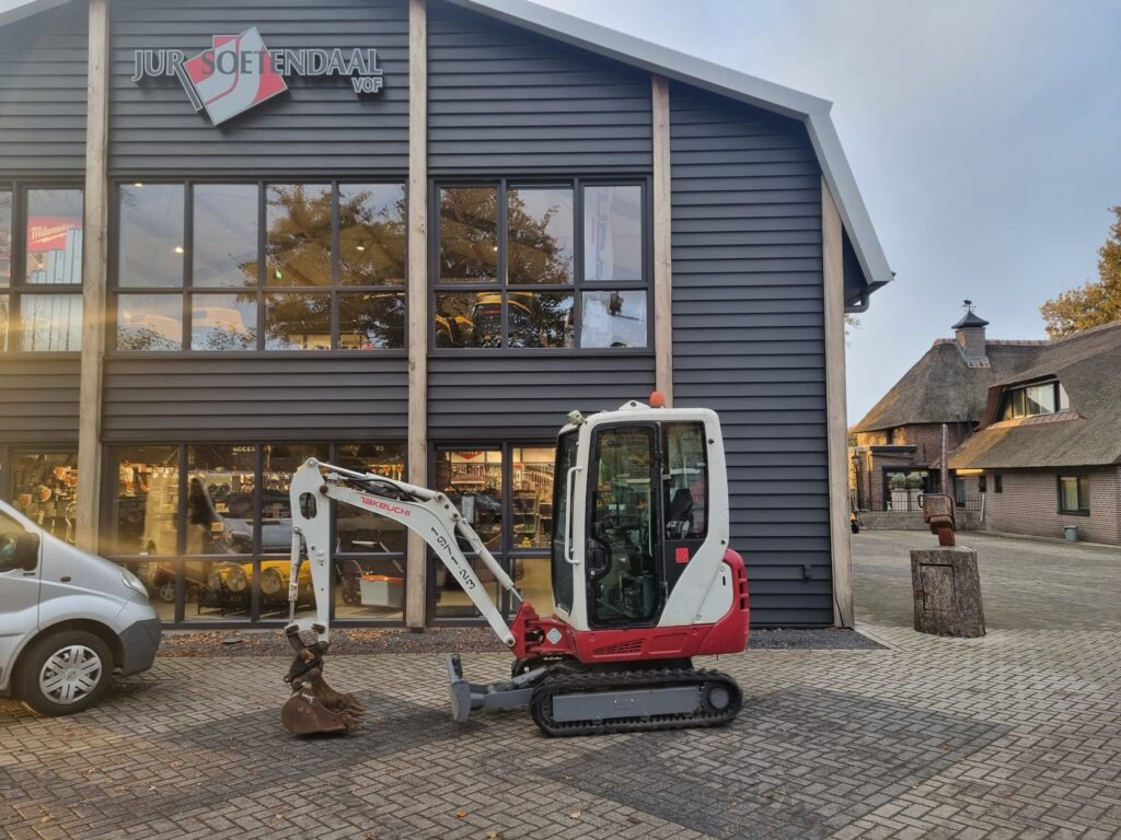 TAKEUCHI TB216 minidigger - Miniekskavaator: pilt 1 TAKEUCHI TB216 minidigger - Miniekskavaator: pilt 1