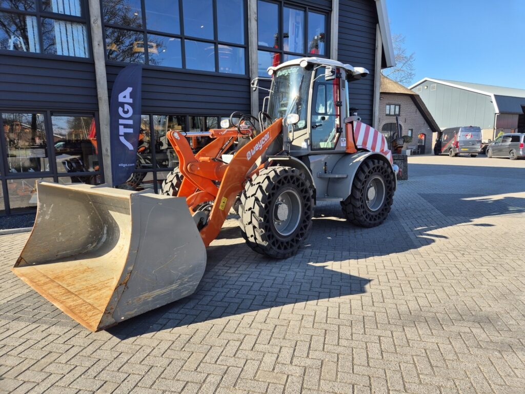 WEYCOR 560 - Rataslaadur: pilt 2 WEYCOR 560 - Rataslaadur: pilt 2