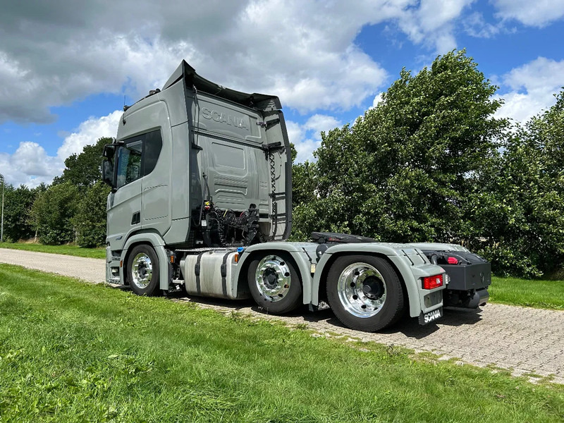 Scania R560 6x2/4 LB | 2023 | FULL AIR | RETARDER | PARK COOLER - Sadulveok: pilt 3 Scania R560 6x2/4 LB | 2023 | FULL AIR | RETARDER | PARK COOLER - Sadulveok: pilt 3