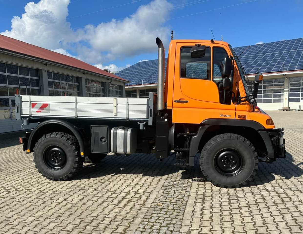 Unimog 290 - U290 405 11347 Mercedes Benz 405 - Kallurauto: pilt 3 Unimog 290 - U290 405 11347 Mercedes Benz 405 - Kallurauto: pilt 3