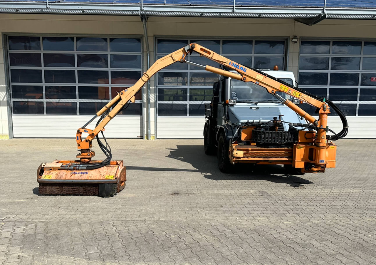 Unimog Frontauslegermähgerät Mulag FME600 - Poomniiduk: pilt 1 Unimog Frontauslegermähgerät Mulag FME600 - Poomniiduk: pilt 1