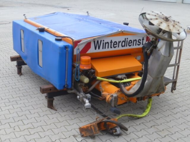 Unimog Salzstreuer Gmeiner STA2500TC FS - Liiva-/ Soolajaotur: pilt 1 Unimog Salzstreuer Gmeiner STA2500TC FS - Liiva-/ Soolajaotur: pilt 1