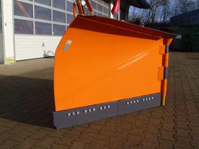 Unimog Schneepflug - Vario SON SPVKX300 - Lumesahk: pilt 3 Unimog Schneepflug - Vario SON SPVKX300 - Lumesahk: pilt 3