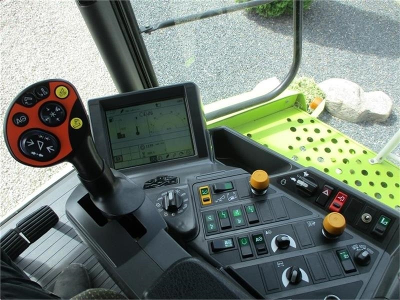 Claas LEXION 570 Klargjort maskine med kun 2066timer og - Kombain: pilt 5 Claas LEXION 570 Klargjort maskine med kun 2066timer og - Kombain: pilt 5