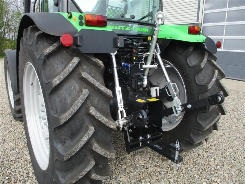 Deutz-fahr Agrofarm 115G New and Unused tractor with 30F+30R - Traktor: pilt 4 Deutz-fahr Agrofarm 115G New and Unused tractor with 30F+30R - Traktor: pilt 4