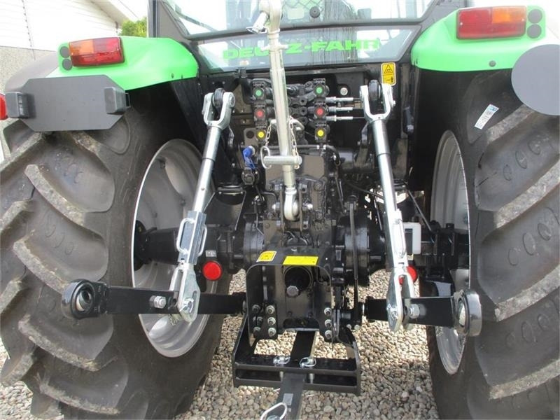 Deutz-fahr Agrofarm 115G with 30F+30R Hi-Lo and CreepGear - Traktor: pilt 3 Deutz-fahr Agrofarm 115G with 30F+30R Hi-Lo and CreepGear - Traktor: pilt 3