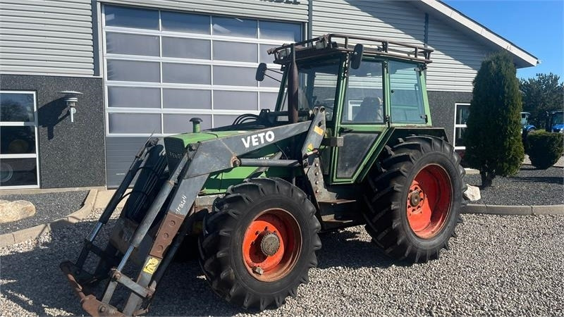 Fendt 308 LS Farmer Turbomatik med frontlæsser og skovin - Traktor: pilt 2 Fendt 308 LS Farmer Turbomatik med frontlæsser og skovin - Traktor: pilt 2