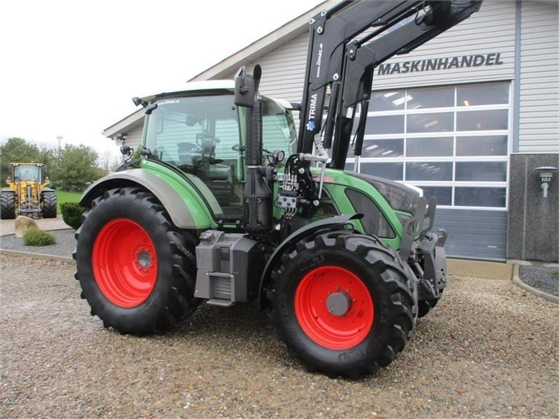 Traktor Fendt 514 Vario med frontlæsser og frontlift: pilt 17