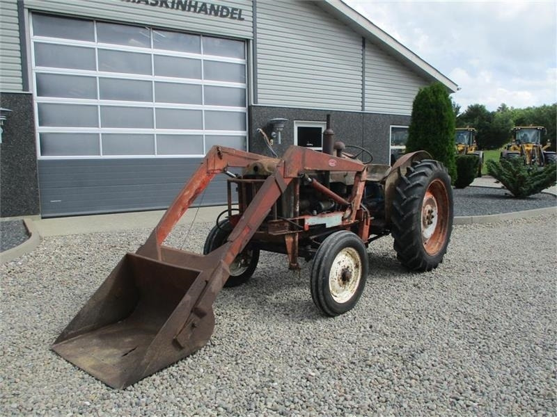 Fordson Frontlæsser med skovl og beslag fra Ford Major. Ka - Esilaadur traktorile: pilt 2 Fordson Frontlæsser med skovl og beslag fra Ford Major. Ka - Esilaadur traktorile: pilt 2