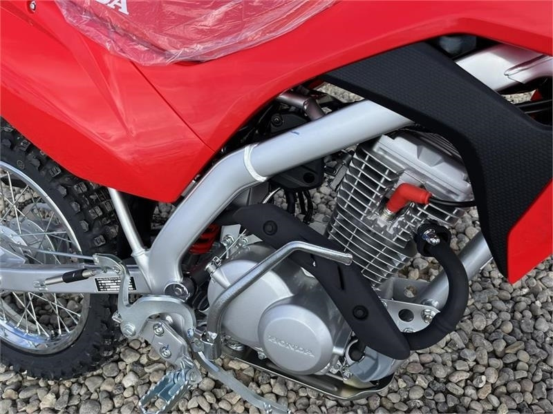 Honda CRF 125 FB Den helt nye model - ATV: pilt 3 Honda CRF 125 FB Den helt nye model - ATV: pilt 3