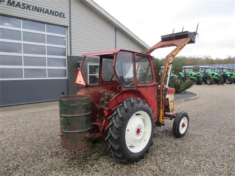 Traktor IH 276 Med frontlæsser: pilt 12