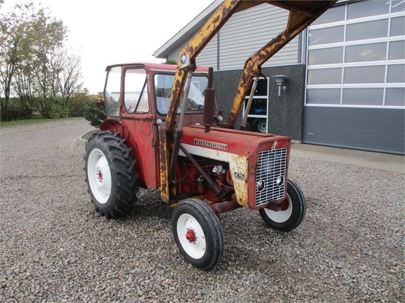 Traktor IH 276 Med frontlæsser: pilt 15
