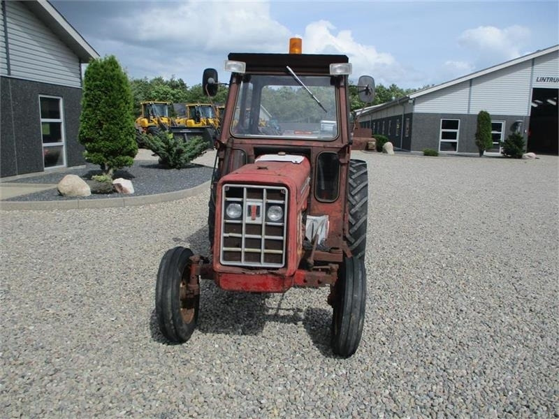IH 444 Motor sidder fast - Traktor: pilt 2 IH 444 Motor sidder fast - Traktor: pilt 2