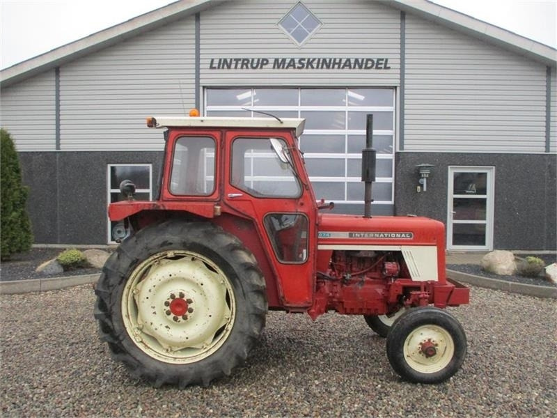 IH 474 En ejers traktor med lukket kabine på - Traktor: pilt 3 IH 474 En ejers traktor med lukket kabine på - Traktor: pilt 3