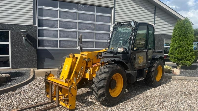 JCB 531-70 Loadall med pallegafler - Teleskooplaadur: pilt 2 JCB 531-70 Loadall med pallegafler - Teleskooplaadur: pilt 2