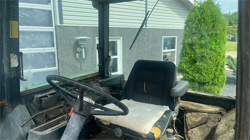 John Deere 4430 Med Powershift - Traktor: pilt 5 John Deere 4430 Med Powershift - Traktor: pilt 5