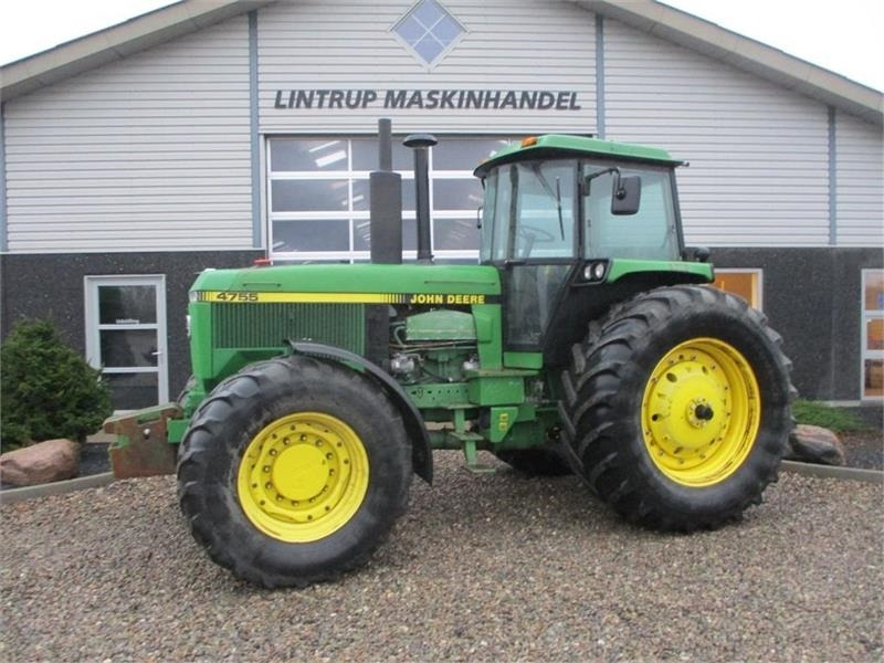 John Deere 4755 En rigtig kraftkarl med den store 7,6L motor - Traktor: pilt 1 John Deere 4755 En rigtig kraftkarl med den store 7,6L motor - Traktor: pilt 1