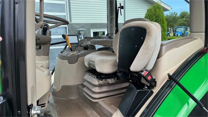 John Deere 6135R Krybegear, frontlift, TLS Affjedret foraksel - Traktor: pilt 5 John Deere 6135R Krybegear, frontlift, TLS Affjedret foraksel - Traktor: pilt 5