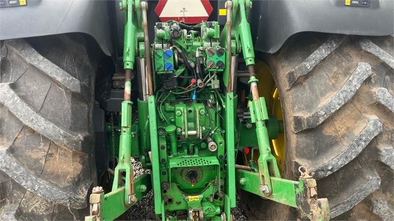 John Deere 6170R AutoPower med frontlift - Traktor: pilt 5 John Deere 6170R AutoPower med frontlift - Traktor: pilt 5