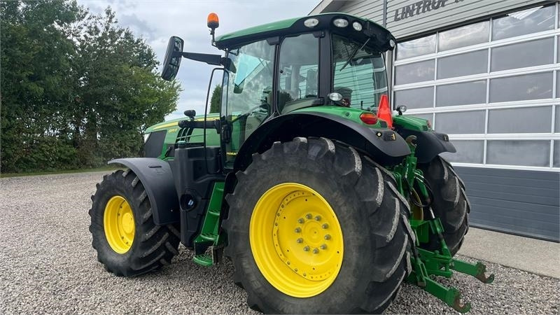John Deere 6195R Premium Edition med frontlift - Traktor: pilt 3 John Deere 6195R Premium Edition med frontlift - Traktor: pilt 3
