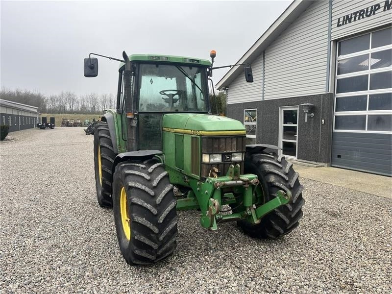 Traktor John Deere 6800 Med frontlift.: pilt 16